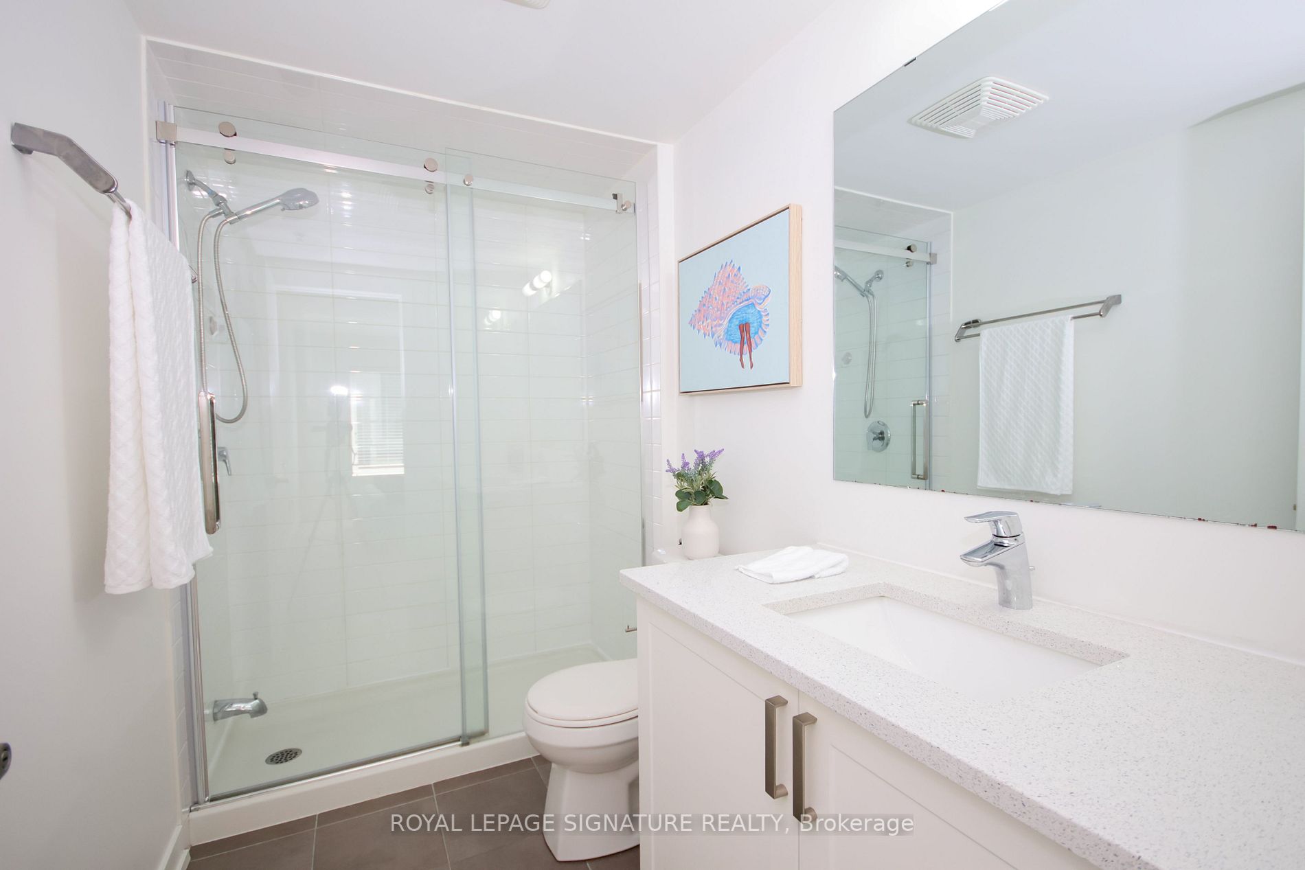 1555 Kingston Rd, #411