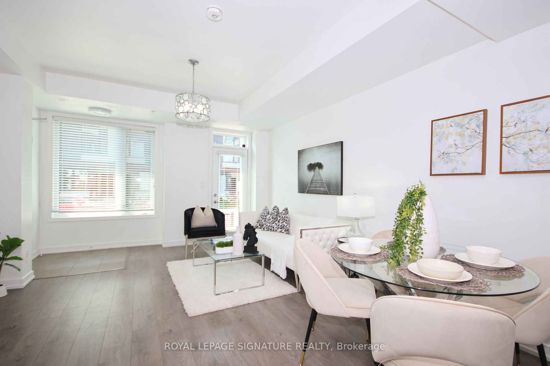 1555 Kingston Rd, #411