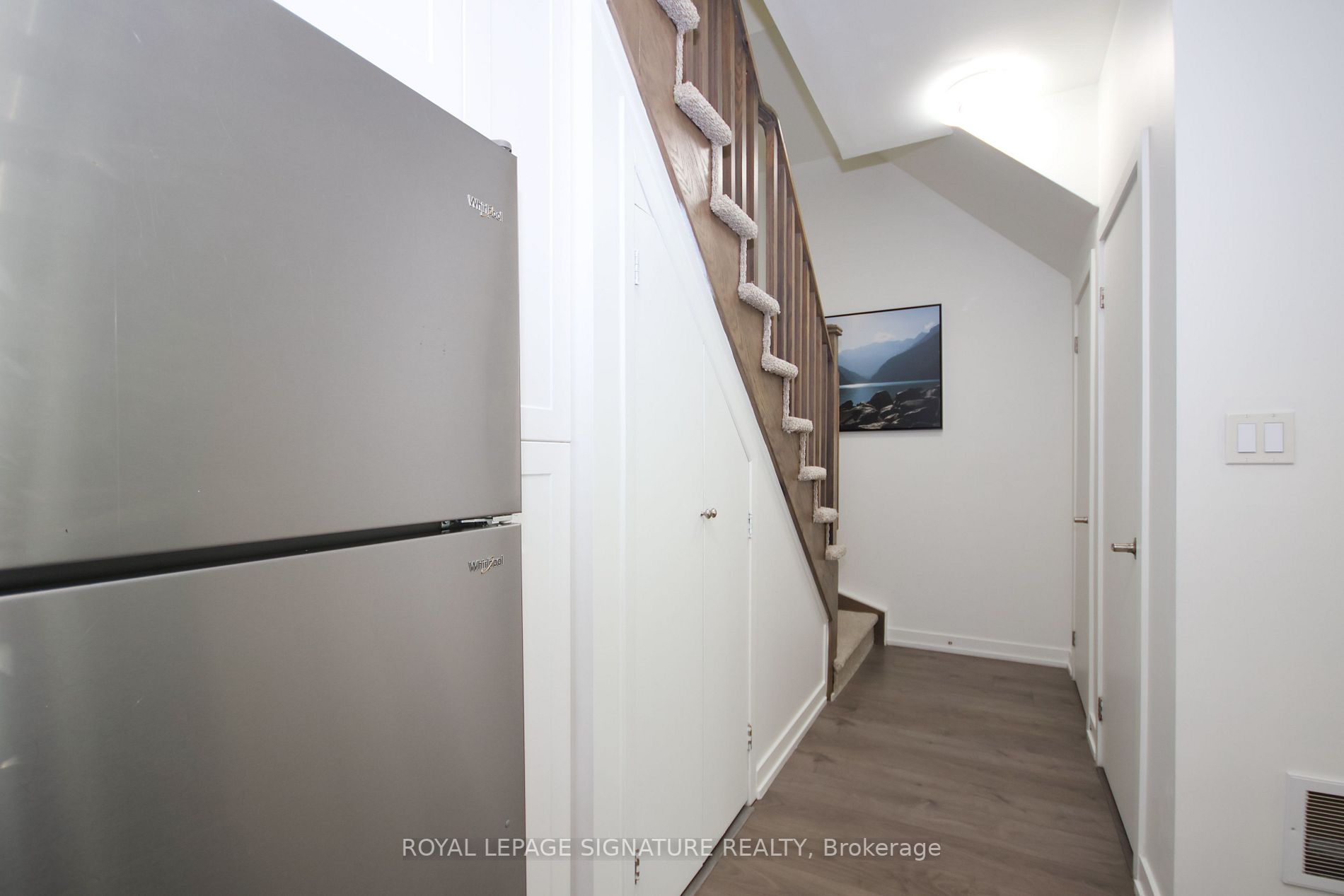 1555 Kingston Rd, #411