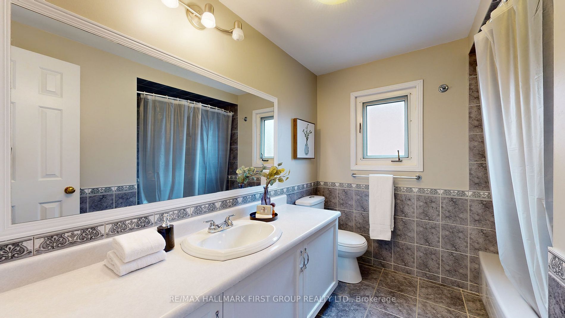 12 Drewbrook Crt
