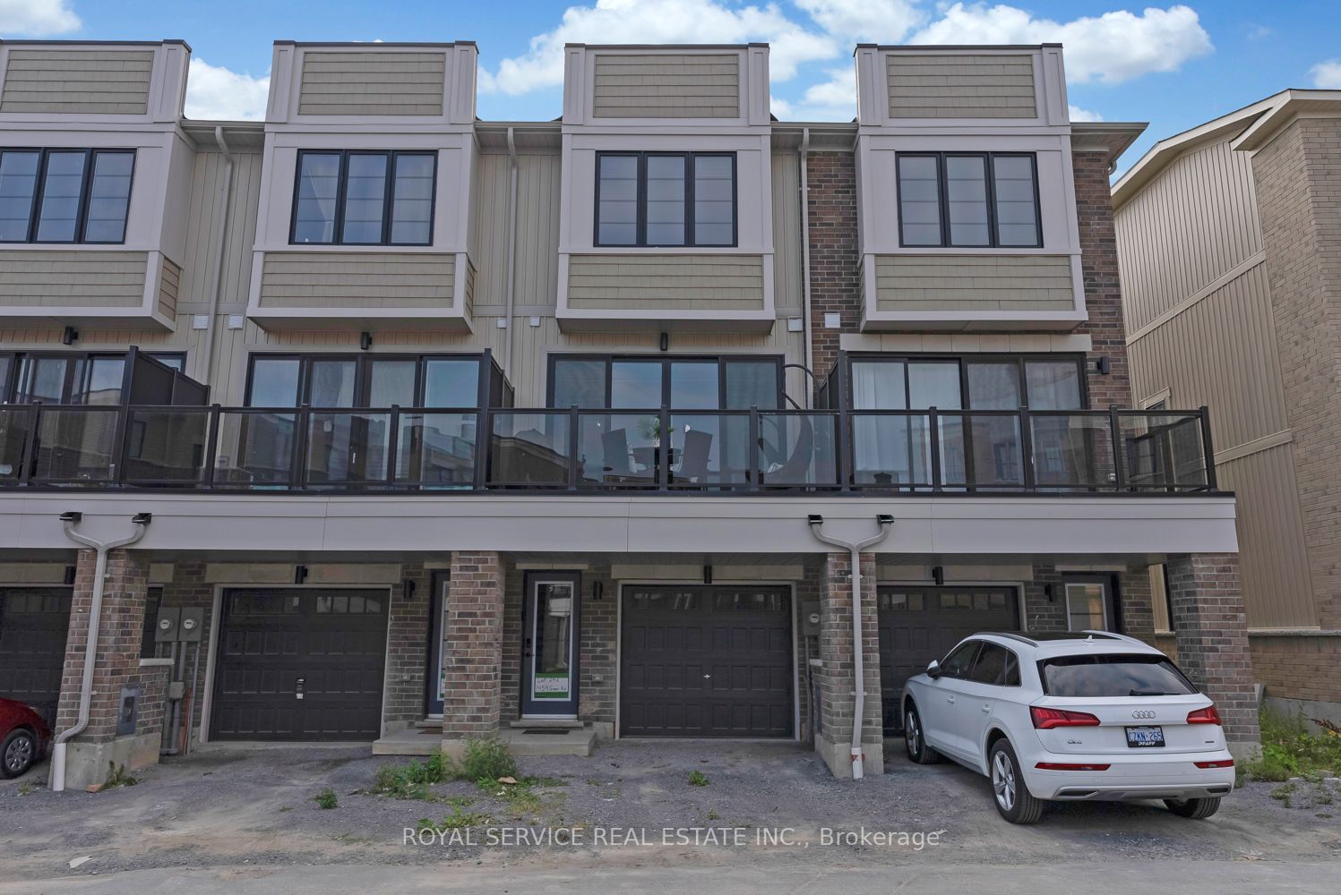 1459 Green Rd