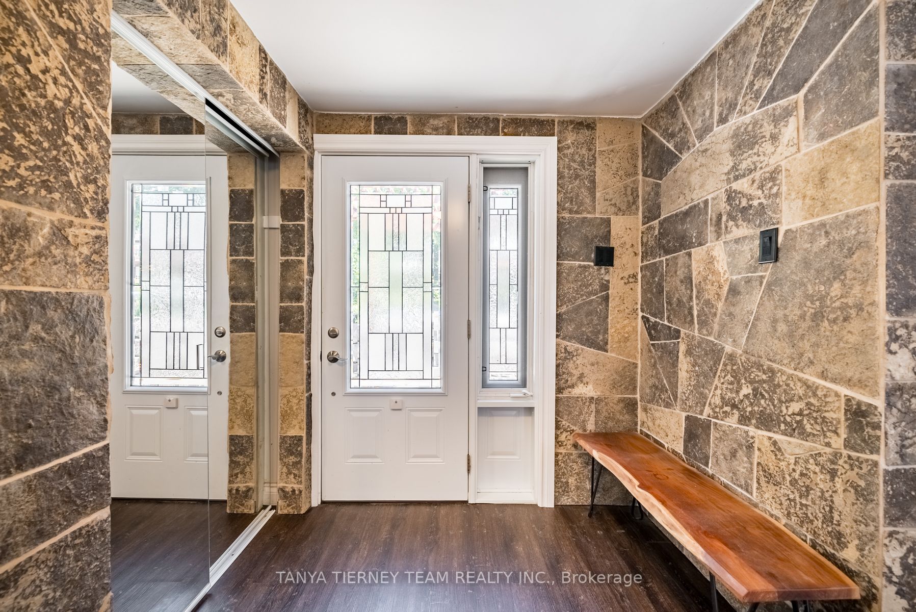 200 Portview Rd