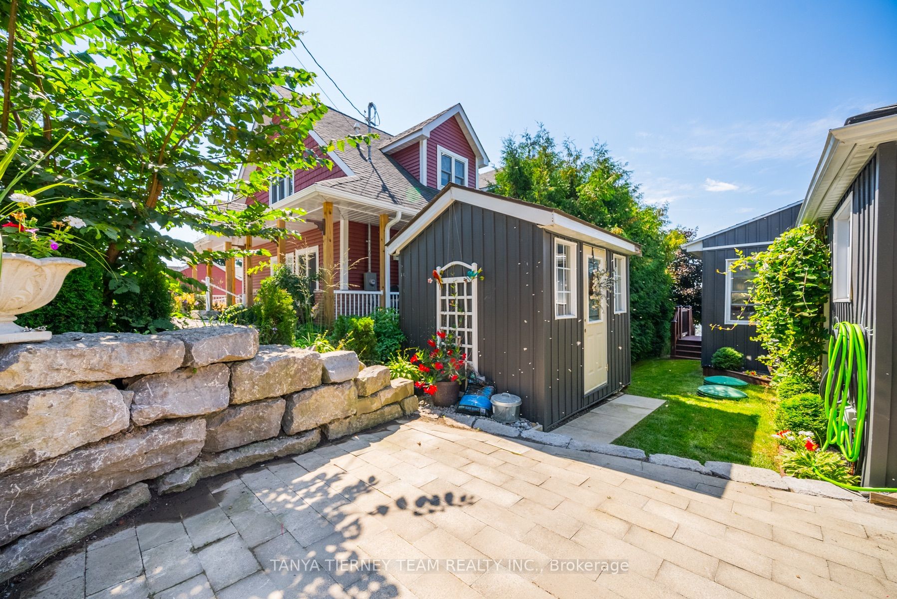 200 Portview Rd