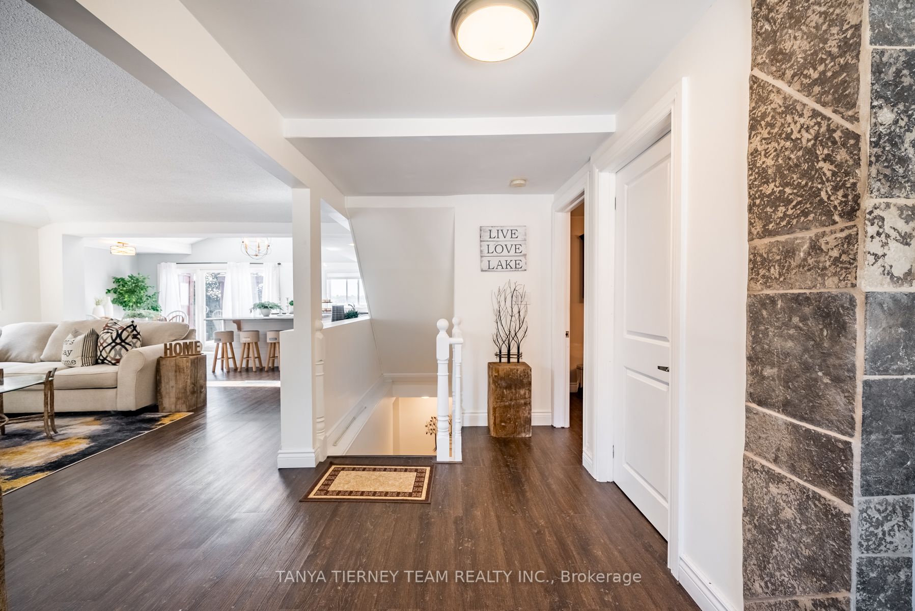200 Portview Rd