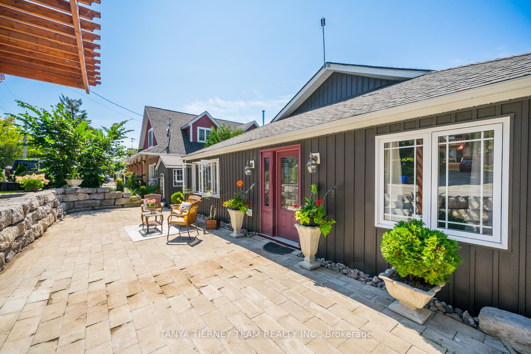 200 Portview Rd