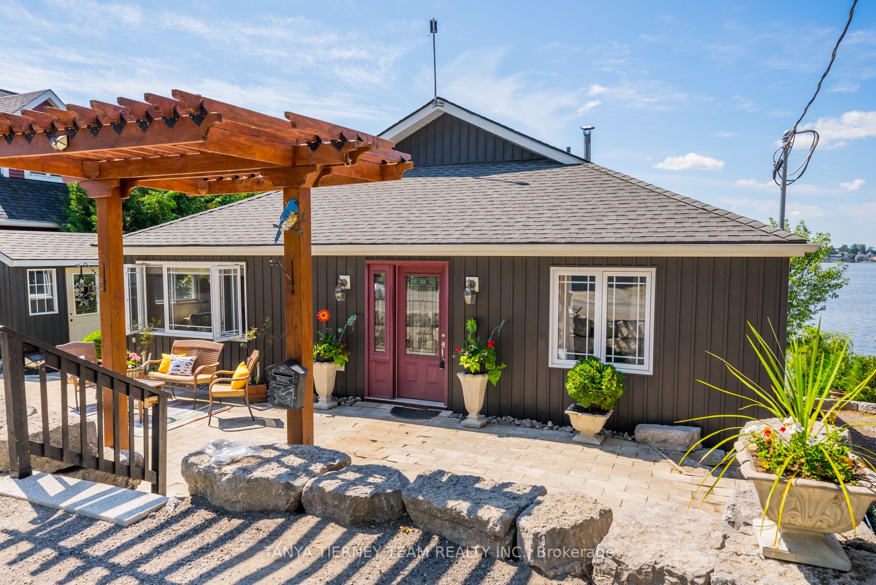 200 Portview Rd