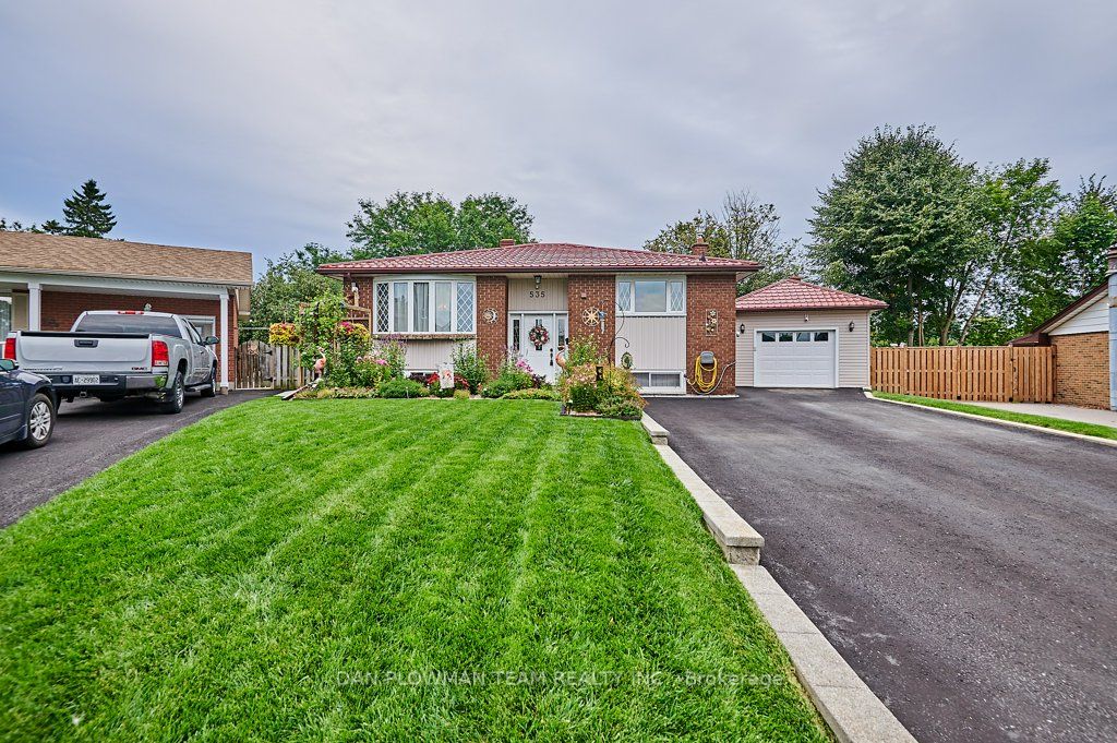 535 Addison Court