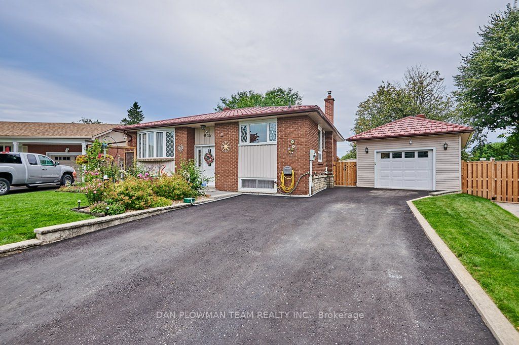 535 Addison Court