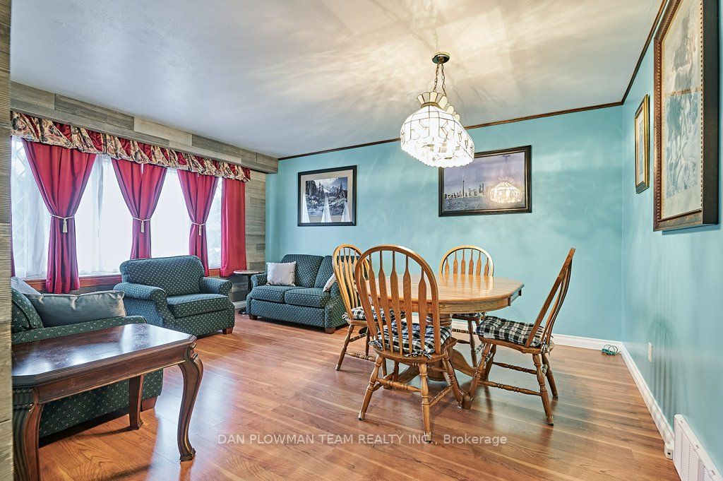 535 Addison Court