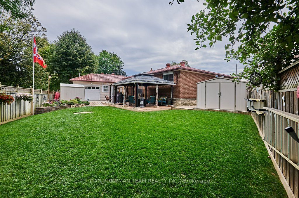535 Addison Court