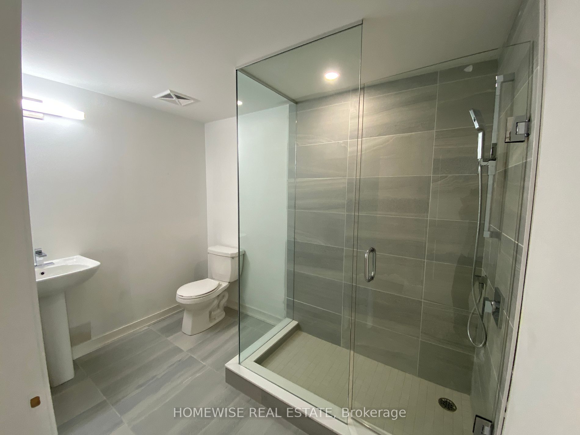 485 Logan Ave, #314