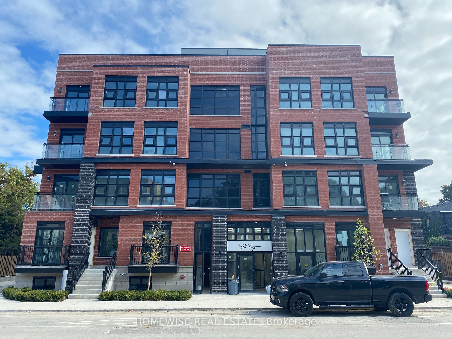 485 Logan Ave, #314