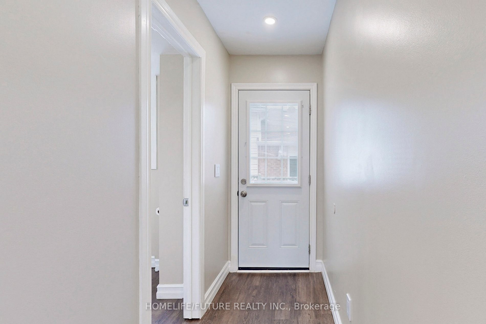 63 Stanford Cres