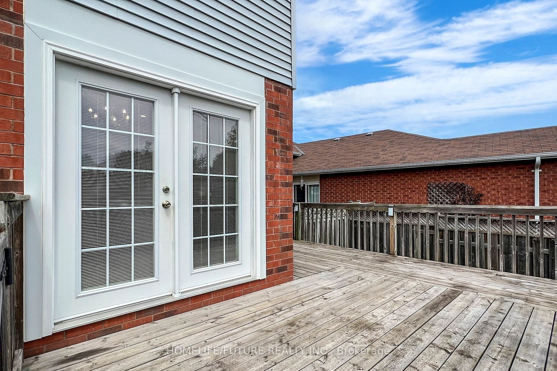 63 Stanford Cres