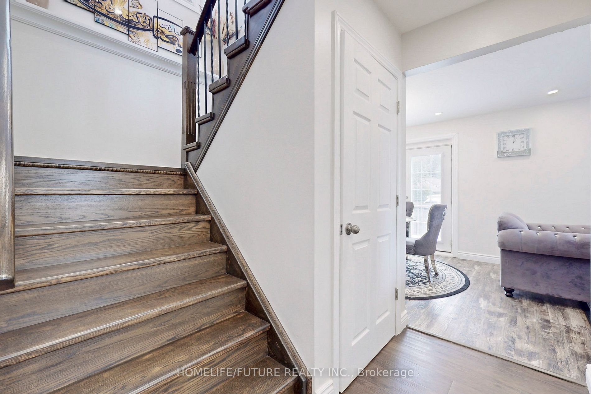 63 Stanford Cres