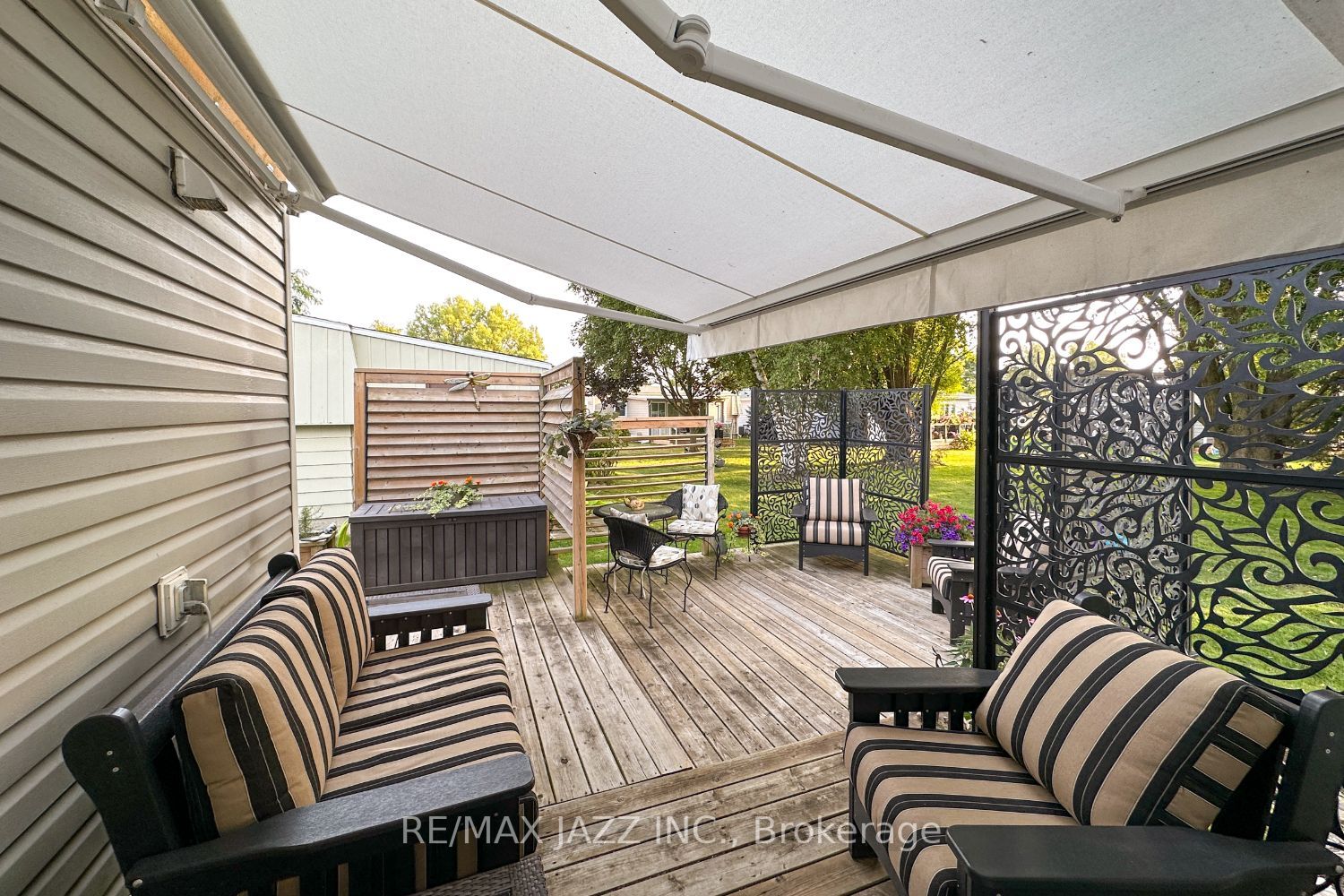 26 Pineridge Cres
