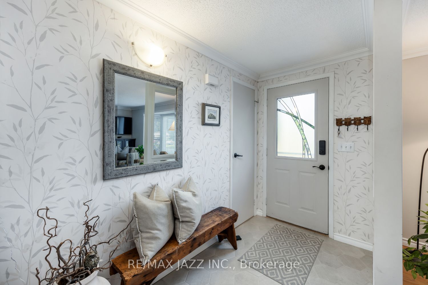 26 Pineridge Cres