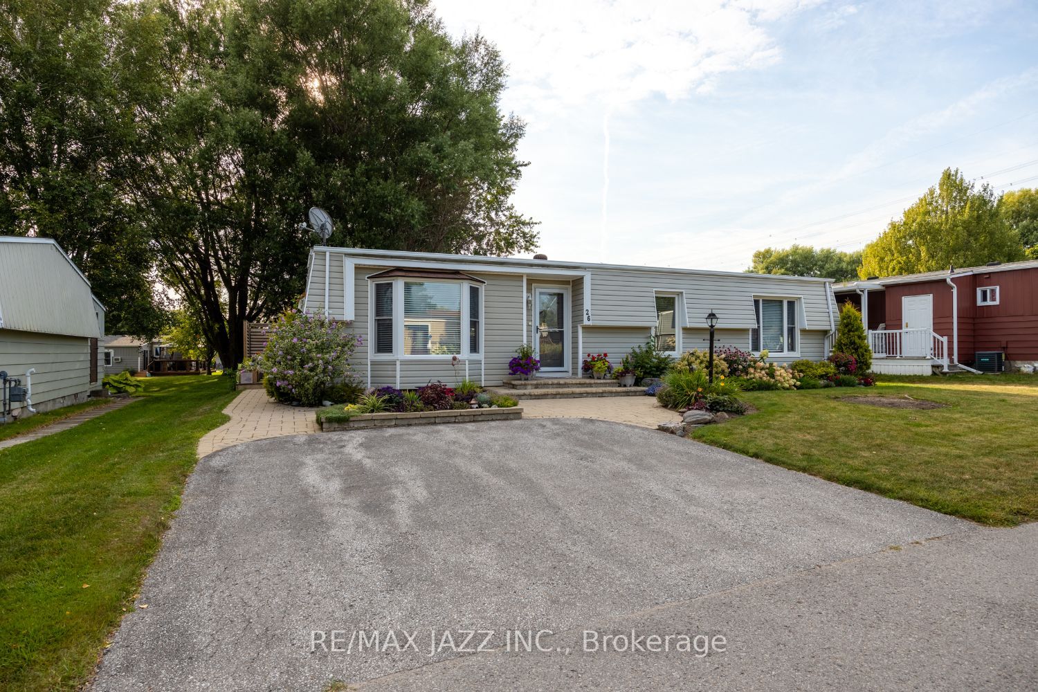 26 Pineridge Cres