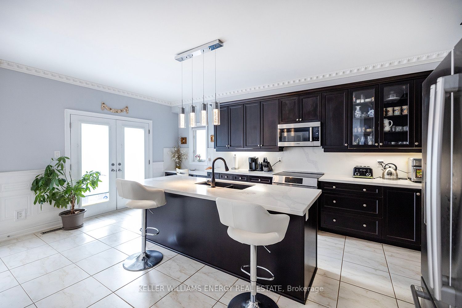 31 Donaldson Dr