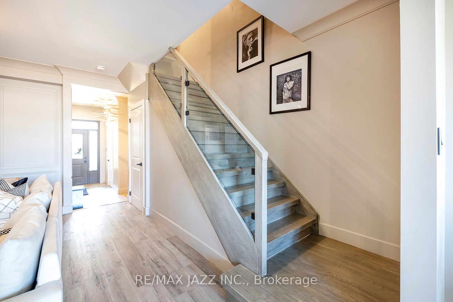 21 Brent Cres