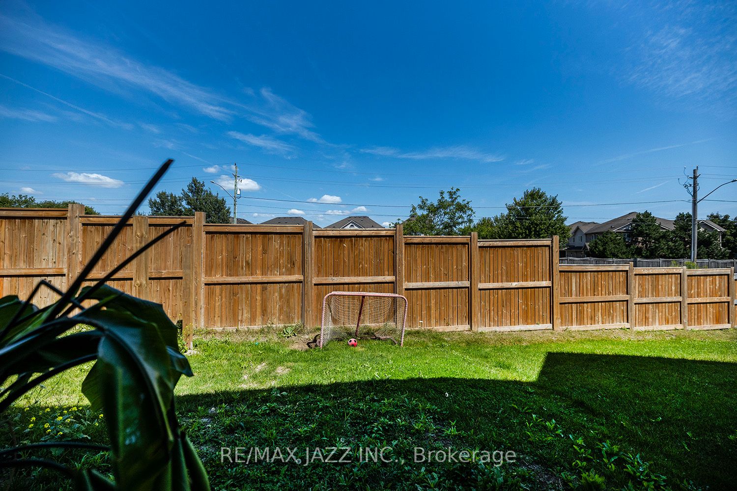 21 Brent Cres