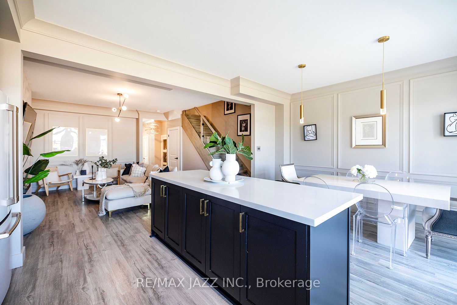 21 Brent Cres