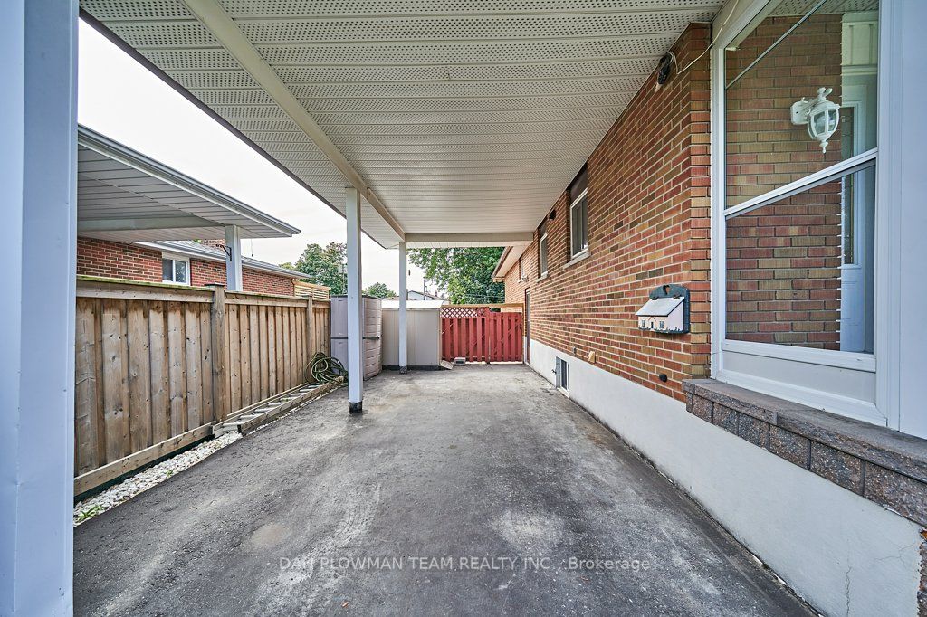 142 Athabasca St