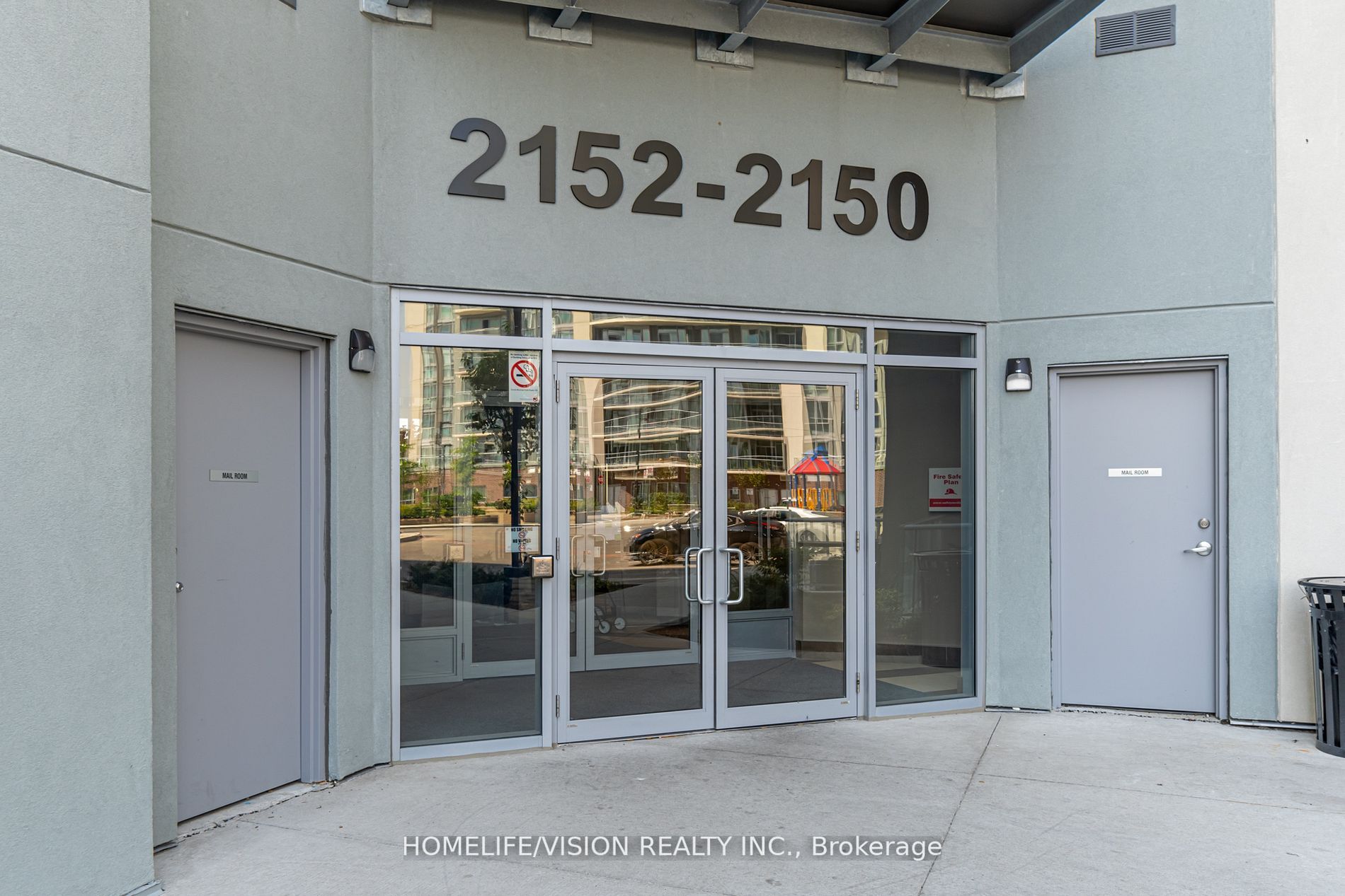 2152 Lawrence Ave E, #604