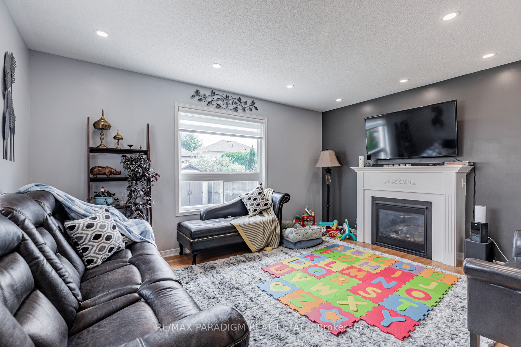115 Honeyman Dr