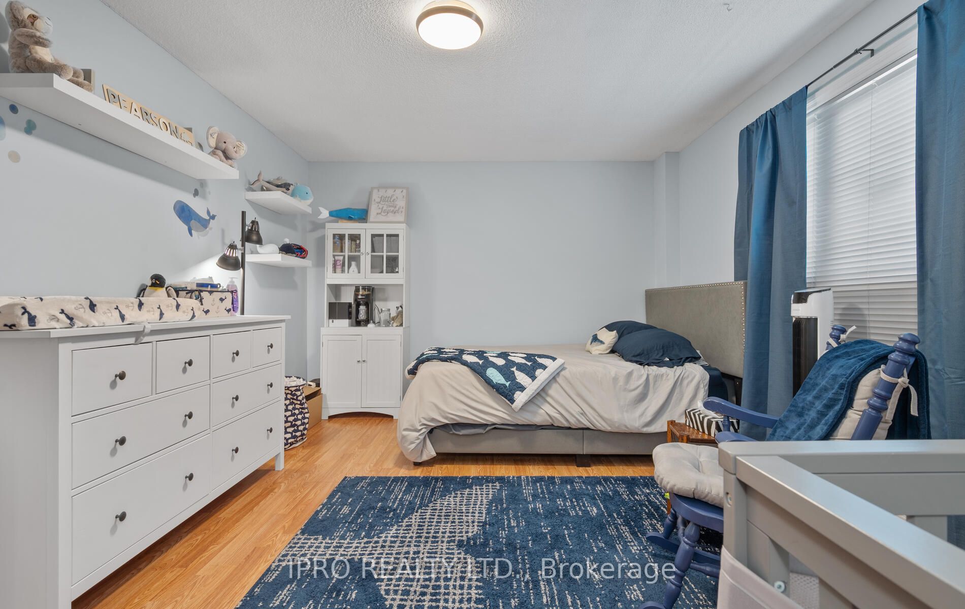 10 Mayflower St