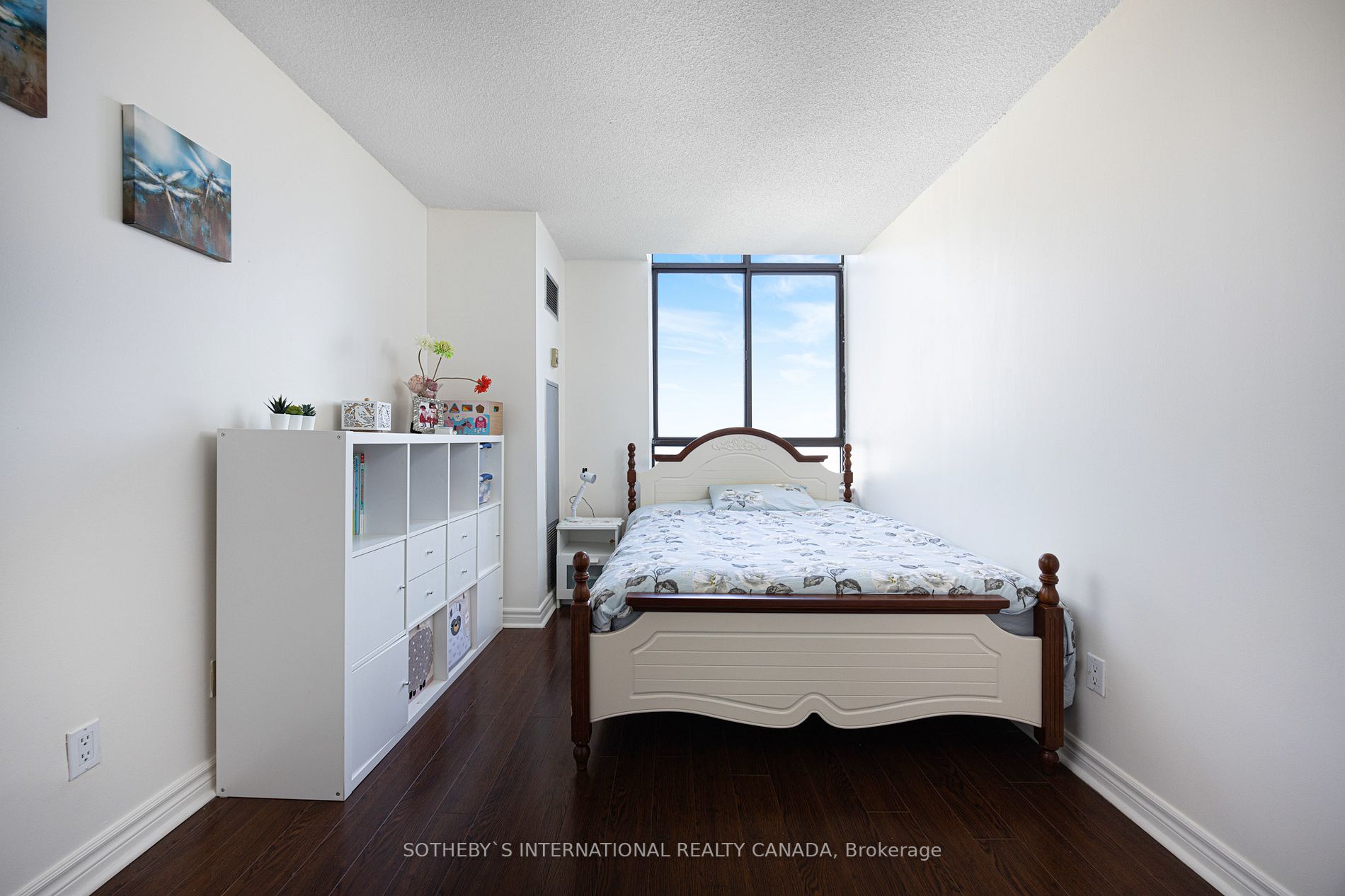 25 Bamburgh Circ, #Ph29