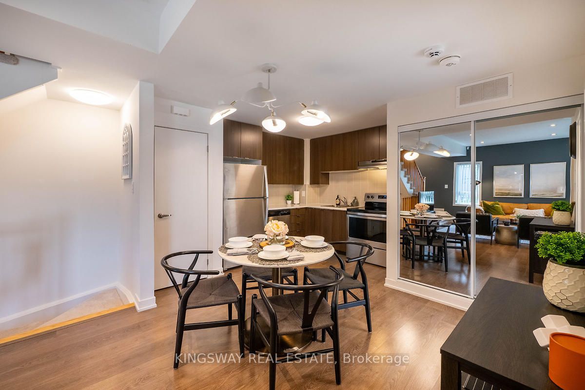 70 Orchid Place Dr, #Unit 12
