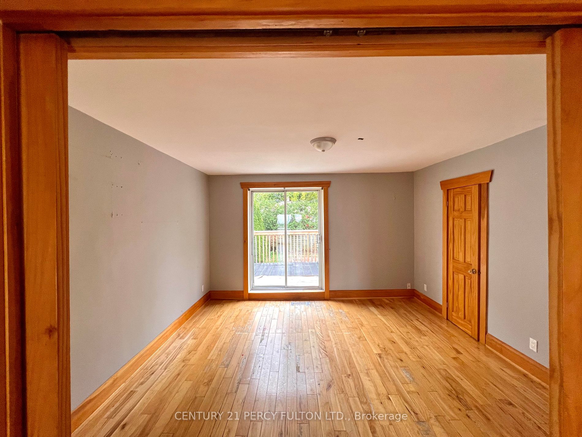 68 Sunnypoint Cres