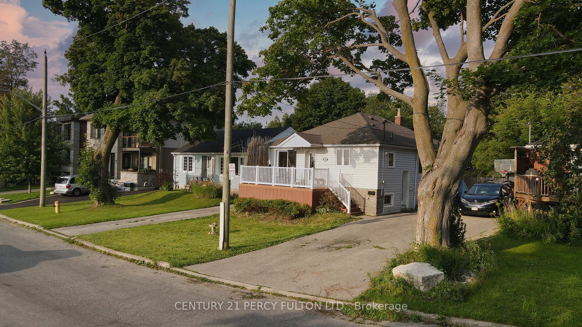 68 Sunnypoint Cres