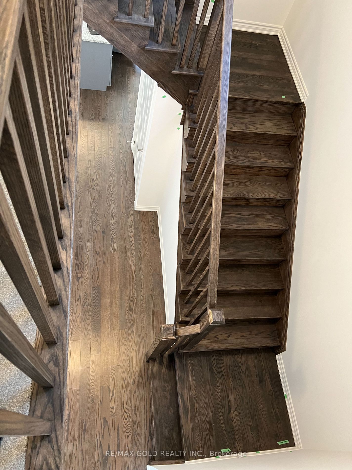 1582 Honey Locust Pl