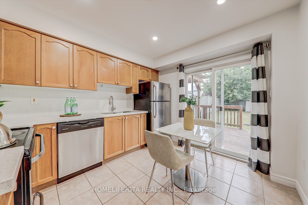 48 Staples Avenue
