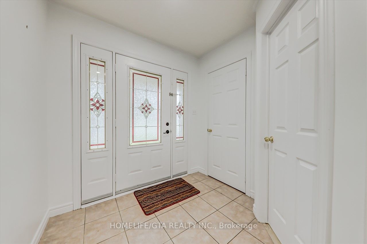 48 Staples Avenue