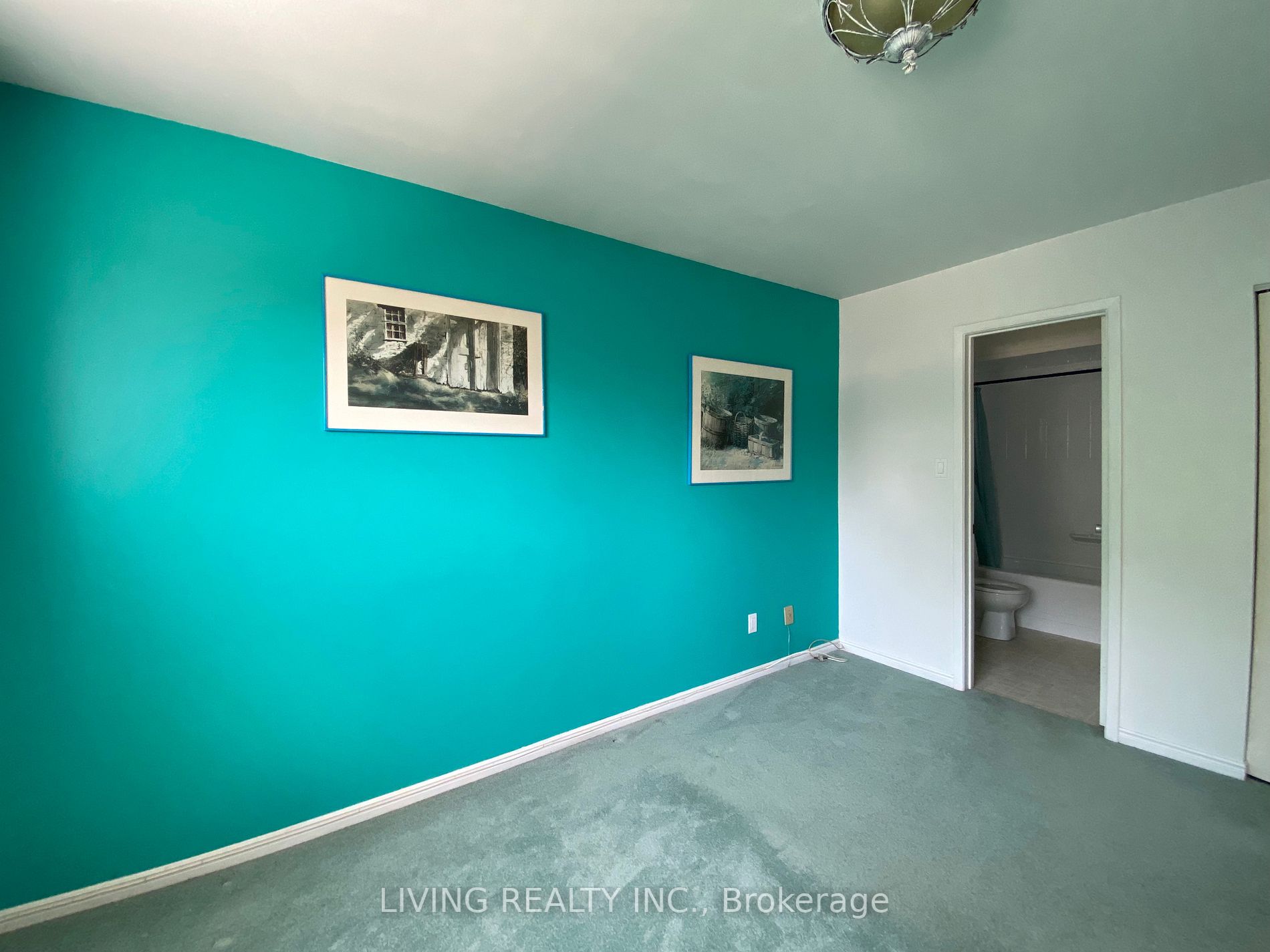 1295 Commerce St, #Main