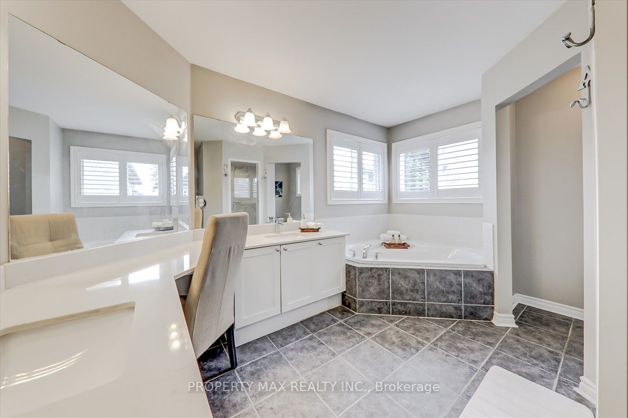 163 Millburn Dr