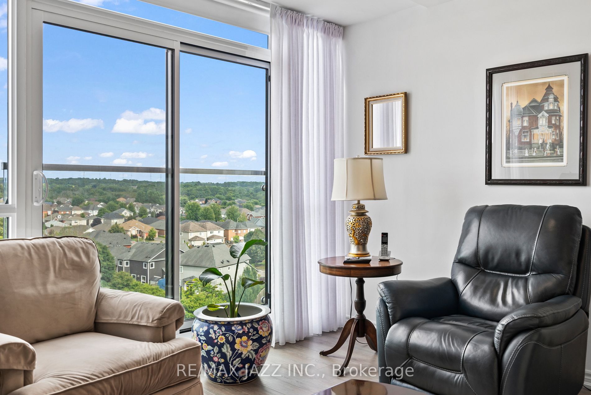 109 King Ave E, #605