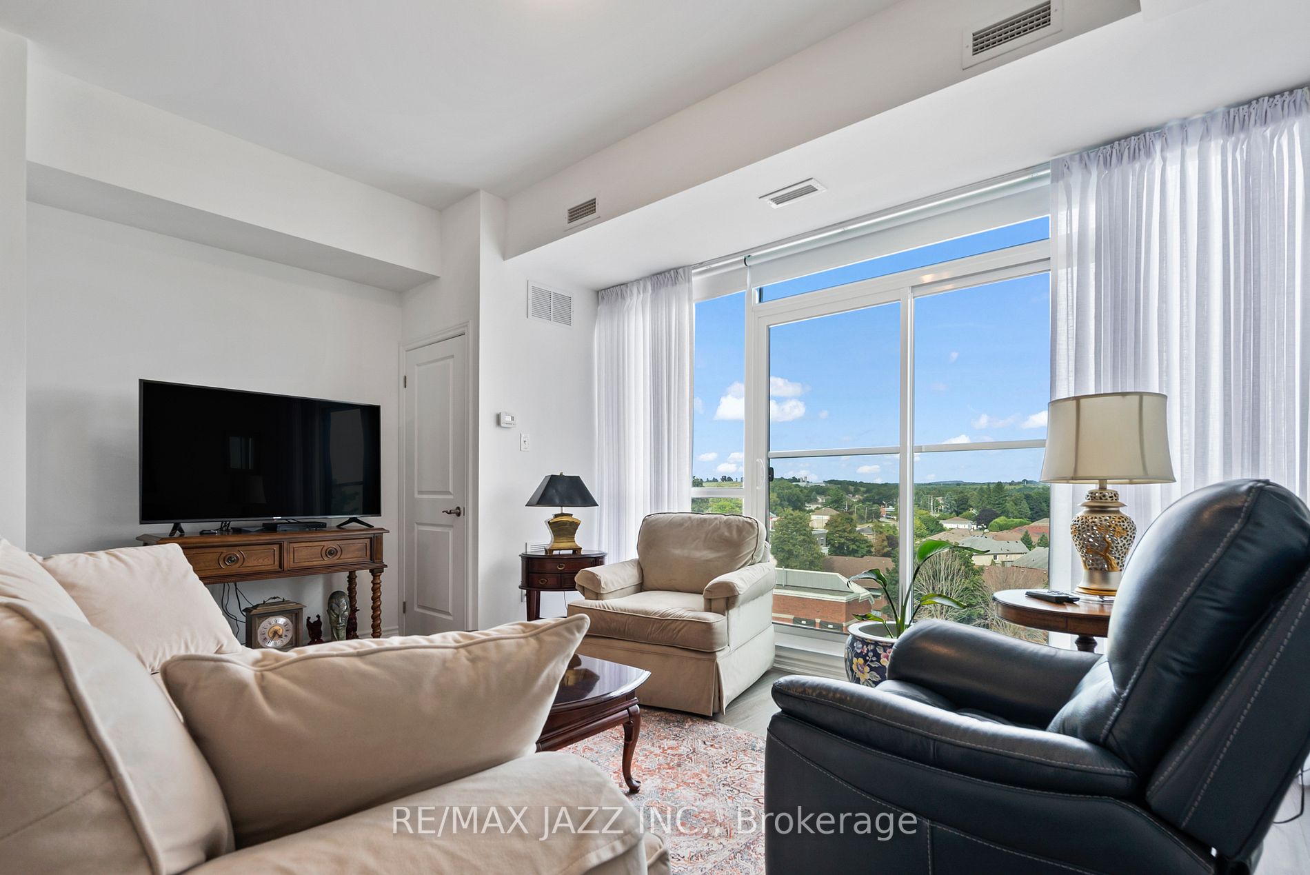 109 King Ave E, #605