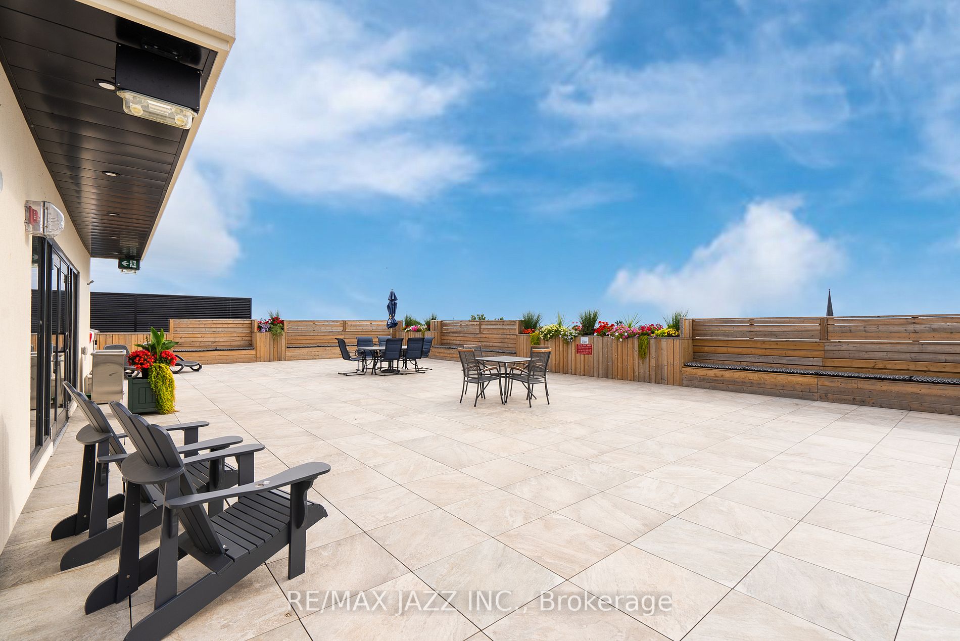 109 King Ave E, #605