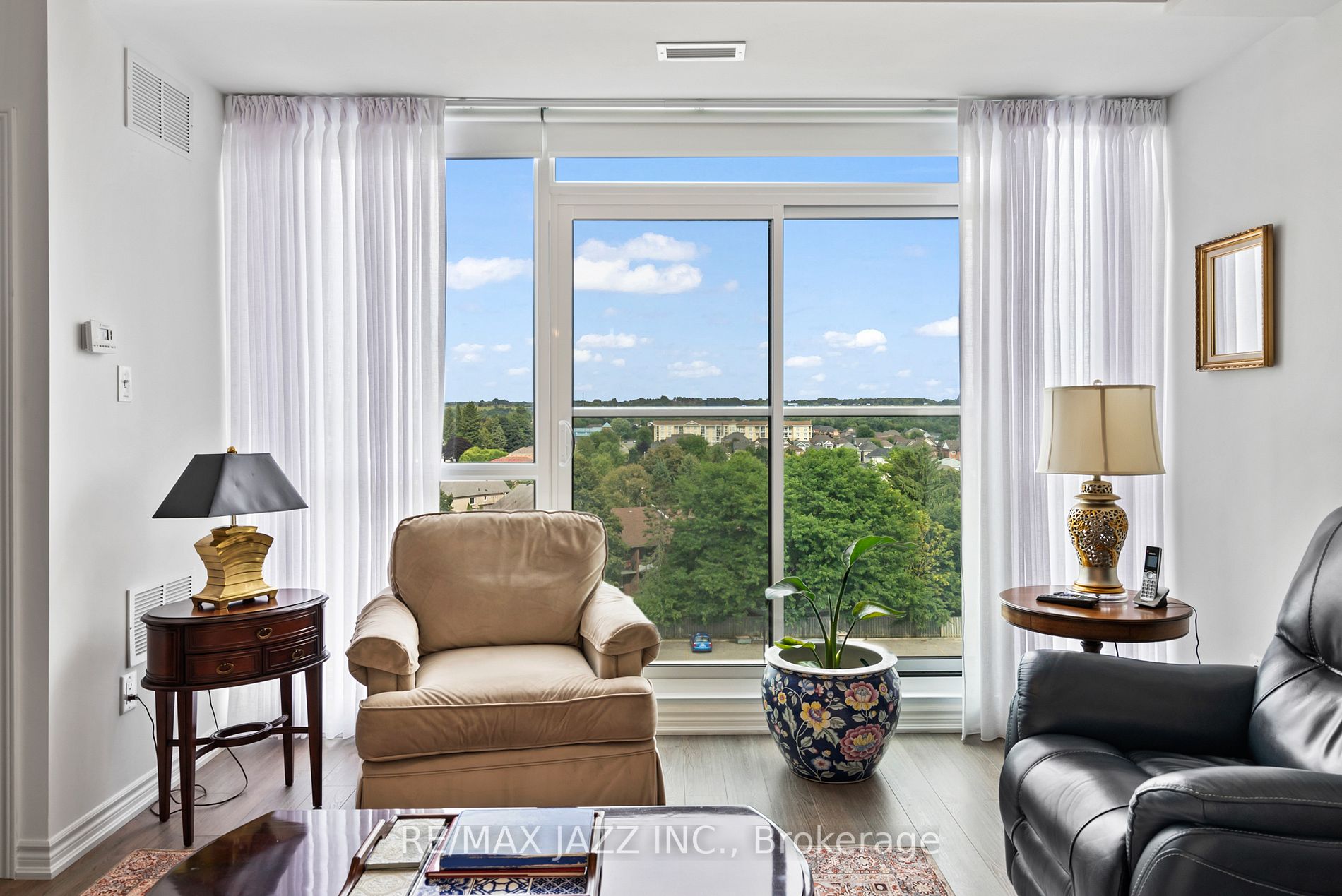 109 King Ave E, #605