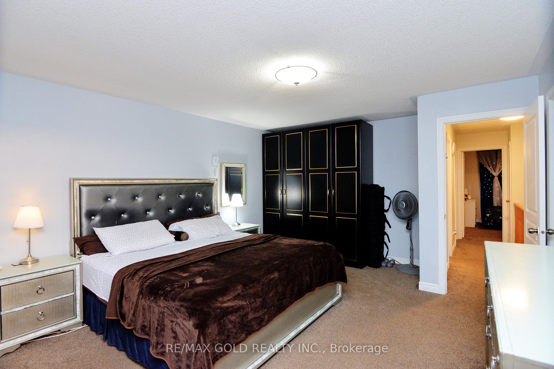 111 Whitefoot Crescent