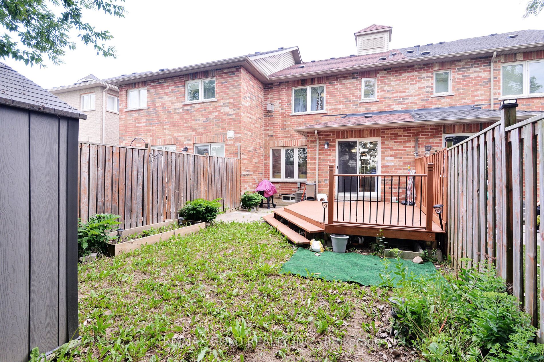 111 Whitefoot Crescent