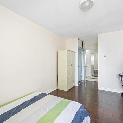 1 Massey Sq, #2002