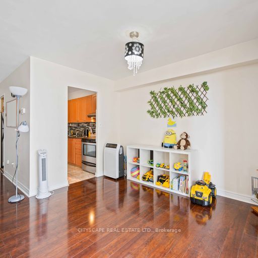 1 Massey Sq, #2002