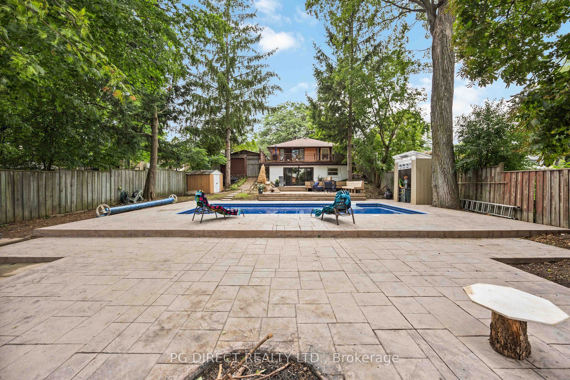 16 Davis Downs Pl