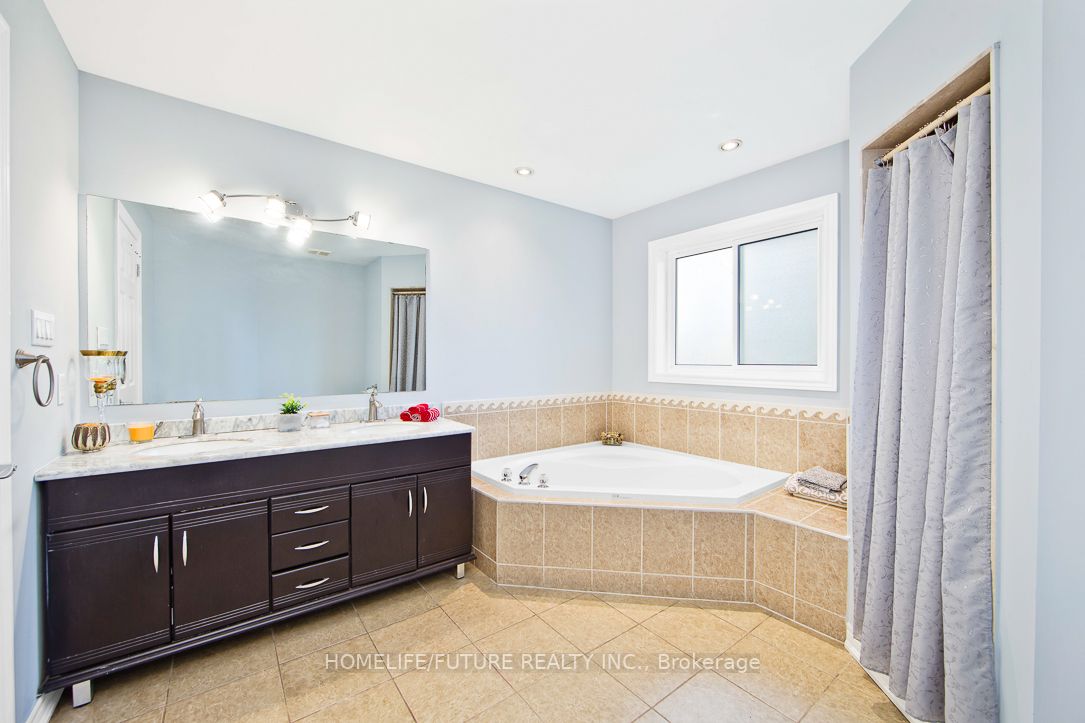 534 Lekani Crt