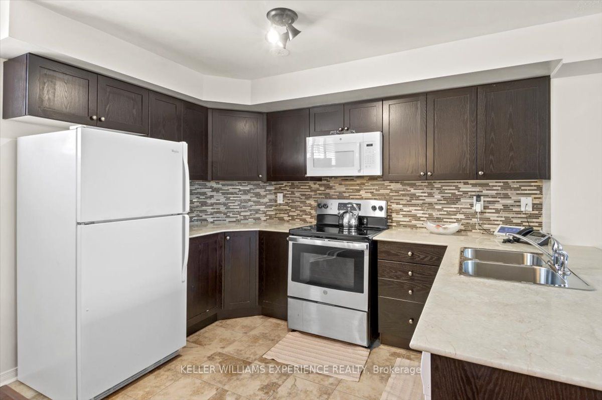 113 Chapman Dr, #11